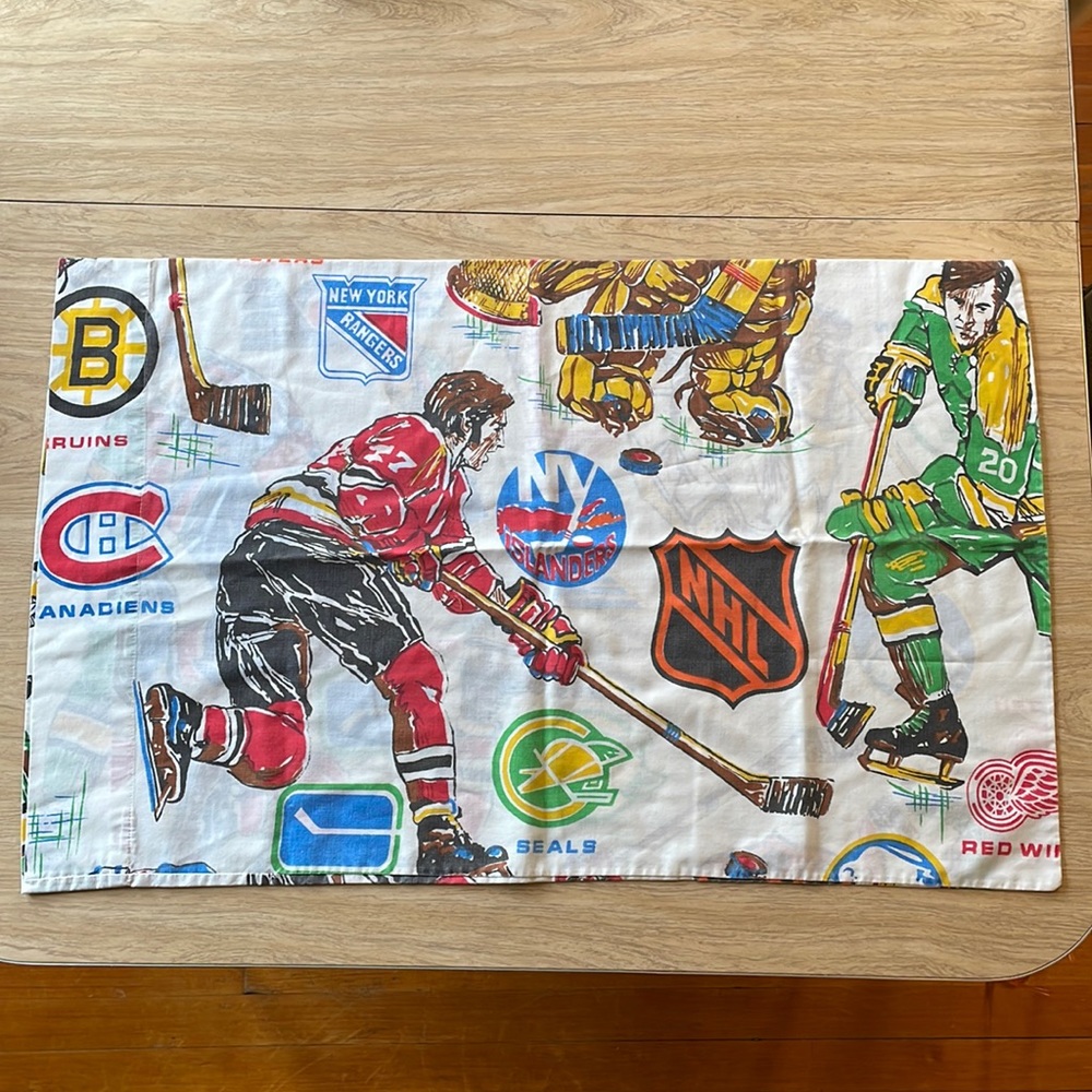 Vintage 80’s NHL Pillowcase